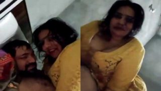 Chubby aunty Bhabhi riding cowgirl dick sex