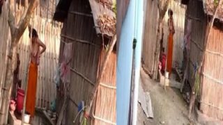 Village bhabhi outdoor nude bath secretly recorded leaked mms
