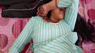 Hindi bf breaks his GF’s virgin pussy drills her hard
