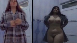 Pakistani girl opening shirt showing big boobs viral porn clip